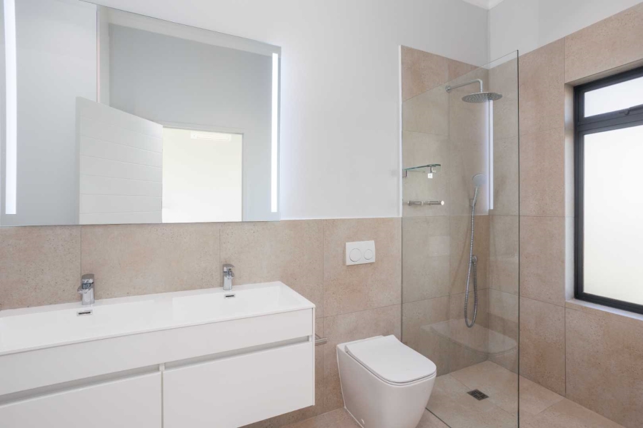 2 Bedroom Property for Sale in Val De Vie Estate Western Cape